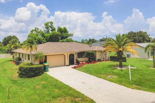 948 Andrews Ave Nw, PORT CHARLOTTE, FL, 33948-2055 | Card Image