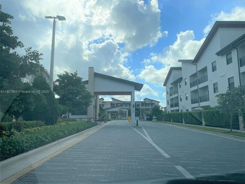 apt-1-7905 Nw 104th Ave, Doral, FL, 33178-4470 | Card Image