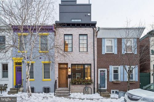 2518 Waverly St, PHILADELPHIA, PA, 19146-1050 | Card Image