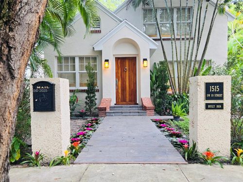 1515 Sw 10th St, MIAMI, FL, 33135-5201 | Card Image