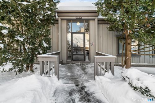 d-519 Heritage Vlg, Southbury, CT, 06488 | Card Image