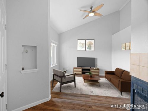 apt-j301-6001 S Yosemite St, Greenwood Village, CO, 80111-5135 | Card Image