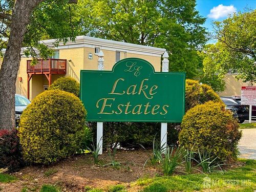 4b-7 Lake Ave, East Brunswick, NJ, 08816-1818 | Card Image