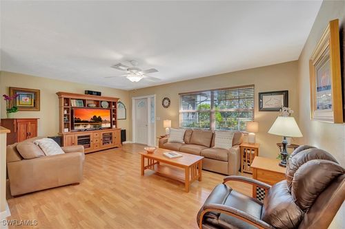 715 96th Ave N, NAPLES, FL, 34108-2464 | Card Image