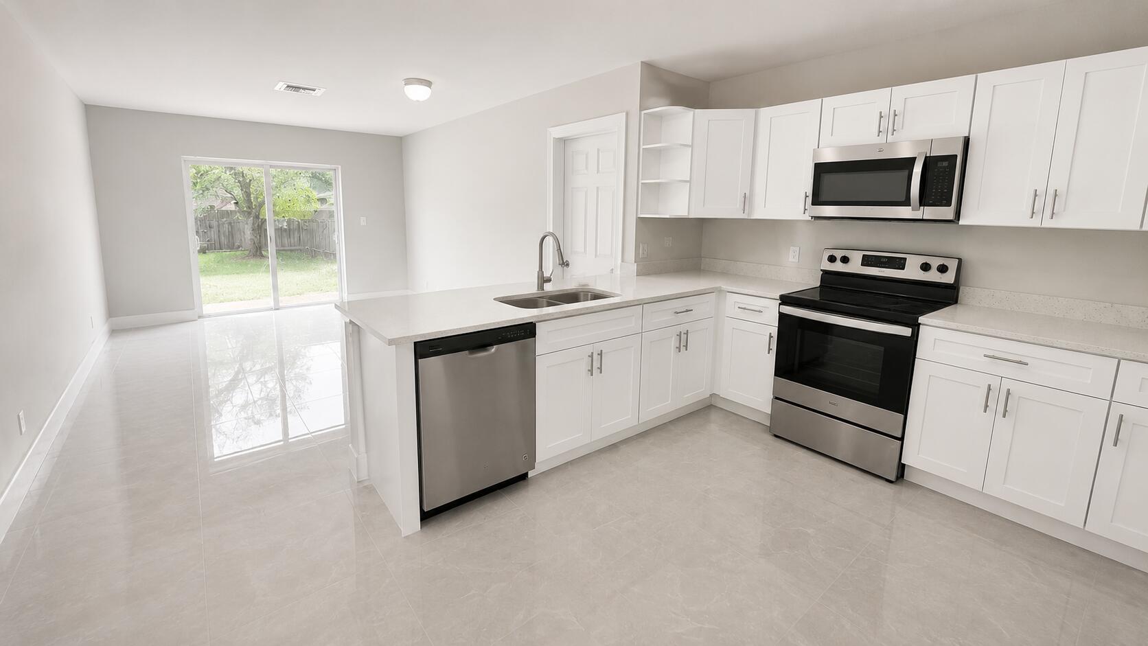 Residential Lease in Coral Springs 2