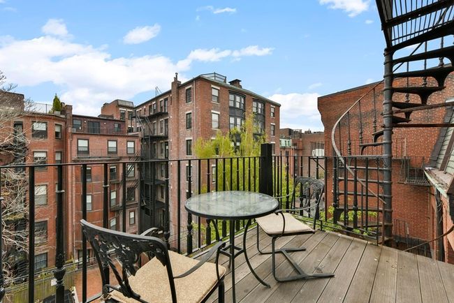 APT-4 - 382 Marlborough St, Condo with 3 bedrooms, 2 bathrooms and 1 parking in Boston MA | Image 14