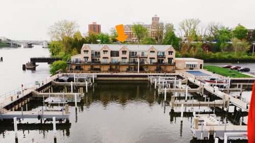 306 Water St, Saint Joseph, MI, 49085-1144 | Card Image