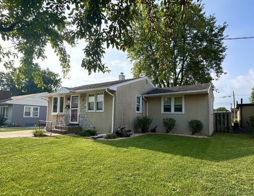 2328 9th St, Peru, IL, 61354-2129 | Card Image