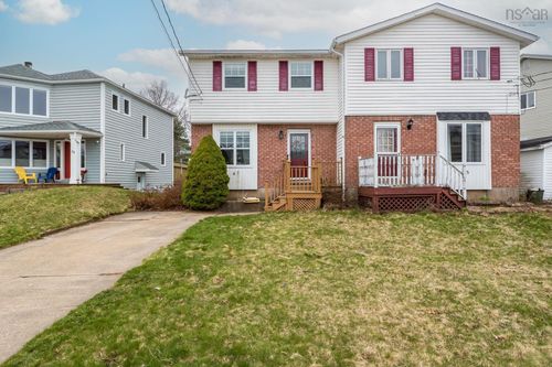 47 Governor'S Lake Drive, Timberlea, NS, B3T1N2 | Card Image