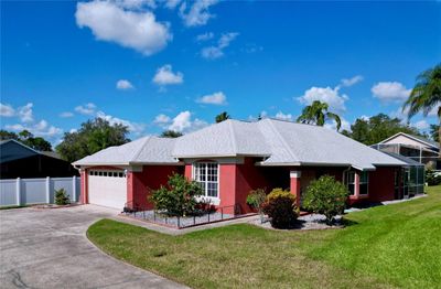 1732 Clubhouse Cv, House other with 4 bedrooms, 2 bathrooms and null parking in HAINES CITY FL | Image 1