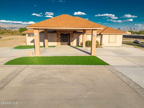 730 Strawberry Cir, El Paso, TX, 79932-2626 | Card Image