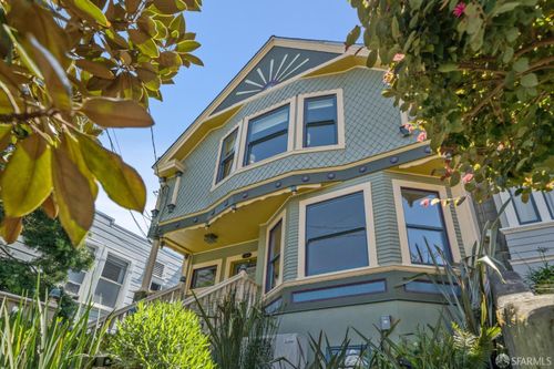 3919 22nd St, San Francisco, CA, 94114-3205 | Card Image