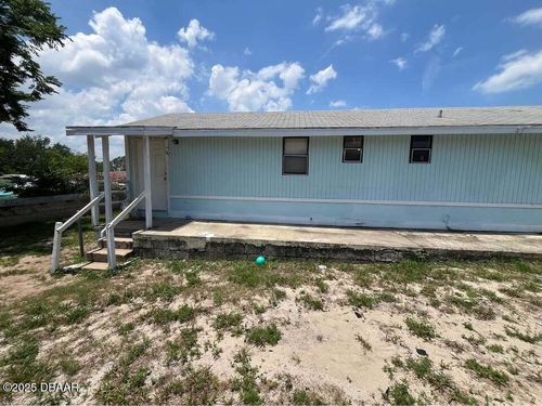 2-824 Hollywood St, DAYTONA BEACH, FL, 32117-4597 | Card Image
