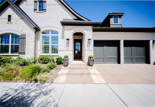 4721 Kings Garden Pkwy, Arlington, TX, 76005-1506 | Card Image