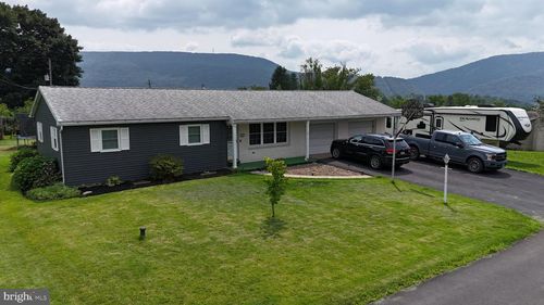 58 Woodland Cir, REEDSVILLE, PA, 17084-8625 | Card Image