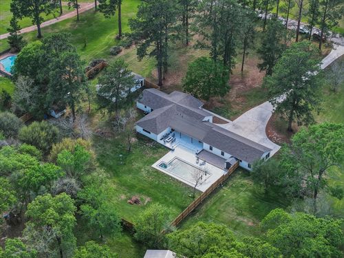 19855 W Lakeshore Dr, Magnolia, TX, 77355-6758 | Card Image