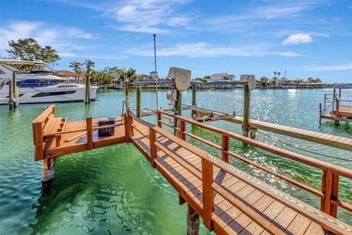 43 Leeward Island, CLEARWATER BEACH, FL, 33767 | Card Image