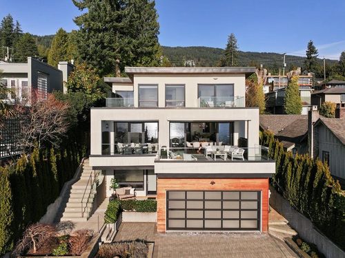 3373 Radcliffe Ave, West Vancouver, BC, V7V1G7 | Card Image