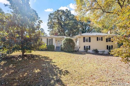 460 Nc Highway 58, Warrenton, NC, 27589-9161 | Card Image