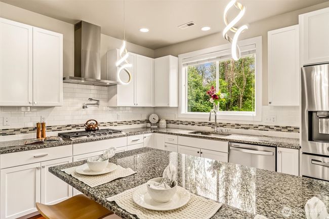 17818 38 Th Dr Se, Condo with 4 bedrooms, 3 bathrooms and null parking in Bothell WA | Image 14