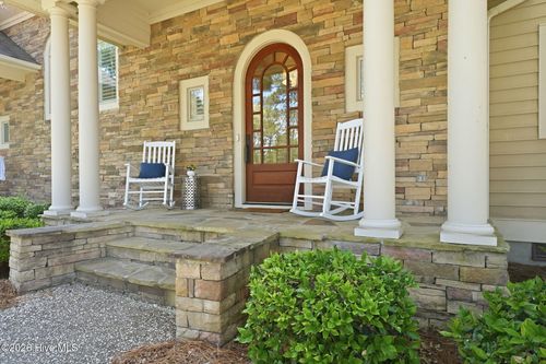 140 Cochrane Castle Cir, Pinehurst, NC, 28374-8384 | Card Image