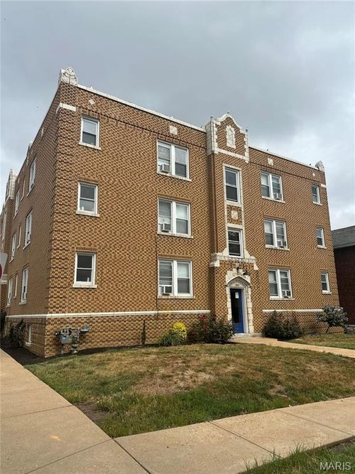 4963 Winona Ave, Saint Louis, MO, 63109-2486 | Card Image