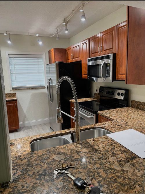 211-2820 Sw 22nd Ave, Delray Beach, FL, 33445-7226 | Card Image