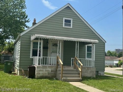 13181 Peach St, Southgate, MI, 48195-1623 | Card Image