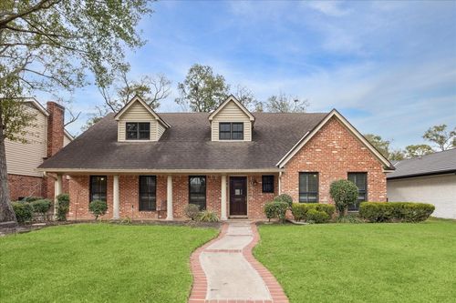 10834 Saint Marys Ln, Houston, TX, 77079-3618 | Card Image