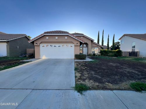 39821 Milan Dr, Palmdale, CA, 93551 | Card Image