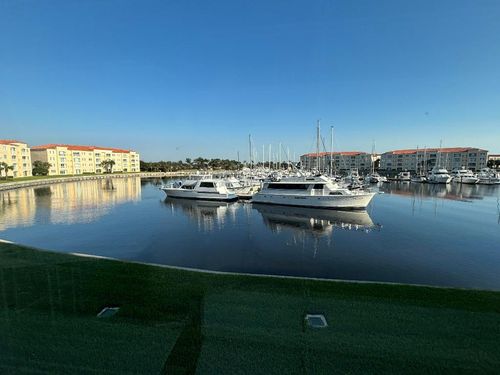 202-14 Harbour Isle Dr W, Fort Pierce, FL, 34949-2766 | Card Image