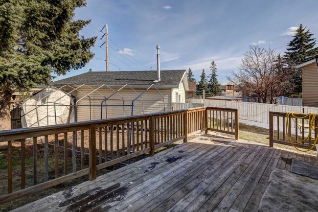 44 Castlebrook Rise Ne, Home with 4 bedrooms, 2 bathrooms and 2 parking in Calgary AB | Image 26
