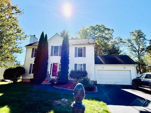 9 Hibiscus Way, Nashua, NH, 03062-3087 | Card Image