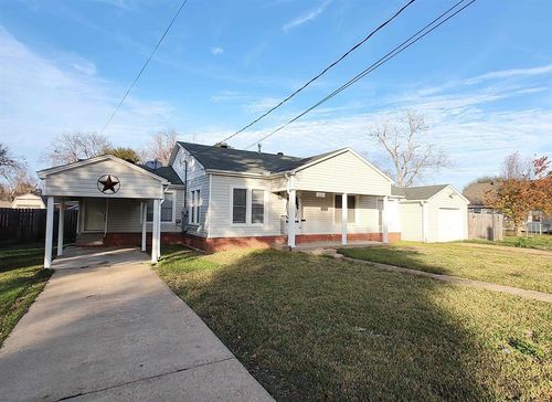 1110 Johnson Ave, Port Neches, TX, 77651-2320 | Card Image