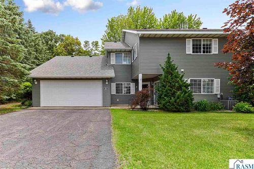 11 Restless Ct, North Mankato, MN, 56003-2401 | Card Image