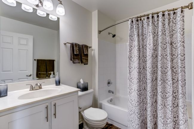 80 - 80 Gershwin Ct, Townhouse with 2 bedrooms, 2 bathrooms and 2 parking in Wheaton IL | Image 34