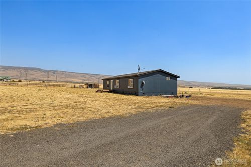 7560 Lower Green Canyon Rd, Ellensburg, WA, 98926-9259 | Card Image