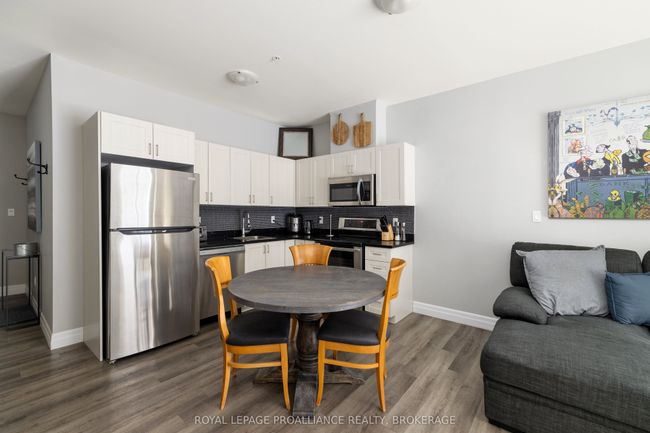 113 - 501 Frontenac St, Condo with 1 bedrooms, 1 bathrooms and null parking in Kingston ON | Image 7