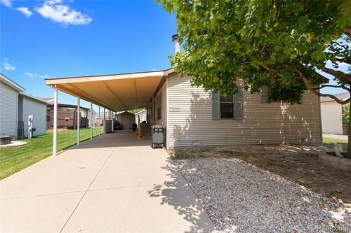 23279 Crystal Dr, Clinton Township, MI, 48036-1285 | Card Image