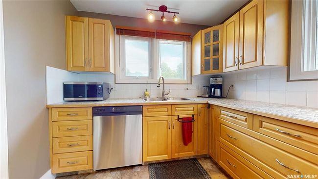 308 Cypress St, House other with 5 bedrooms, 2 bathrooms and 3 parking in Maple Creek SK | Image 15