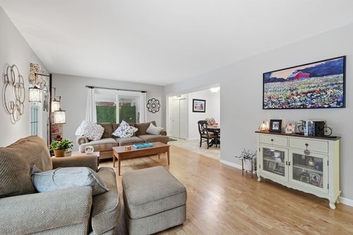 b-20 Jamestown Drive, Springfield, MA, 01108 | Card Image