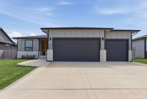 10409 W Basil St, Wichita, KS, 67215 | Card Image