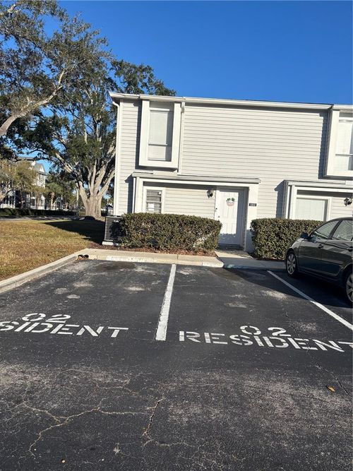 11802 Cypress Hill Cir, TAMPA, FL, 33626-3605 | Card Image