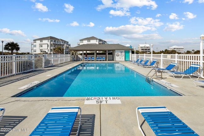 B2 - 2903 Pointe West Dr, Condo with 2 bedrooms, 2 bathrooms and null parking in Emerald Isle NC | Image 43