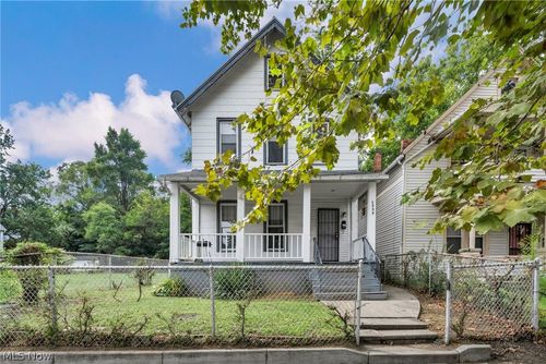 1352 Giddings Avenue, Cleveland, OH, 44103 | Card Image