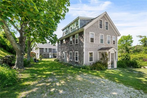 557 Center Rd, Block Island, RI, 02807-7784 | Card Image