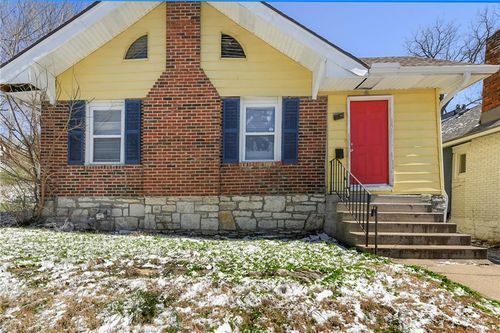 4427 Agnes Ave, Kansas City, MO, 64130-2011 | Card Image