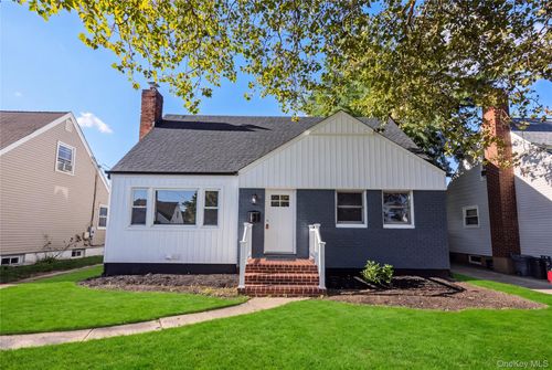 843 Jerusalem Ave, N Merrick, NY, 11566-1114 | Card Image