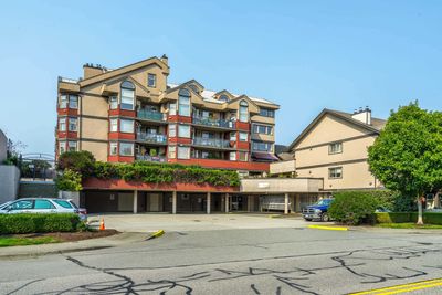 B302 - 4821 53 St, Condo with 1 bedrooms, 1 bathrooms and 1 parking in Delta BC | Image 2