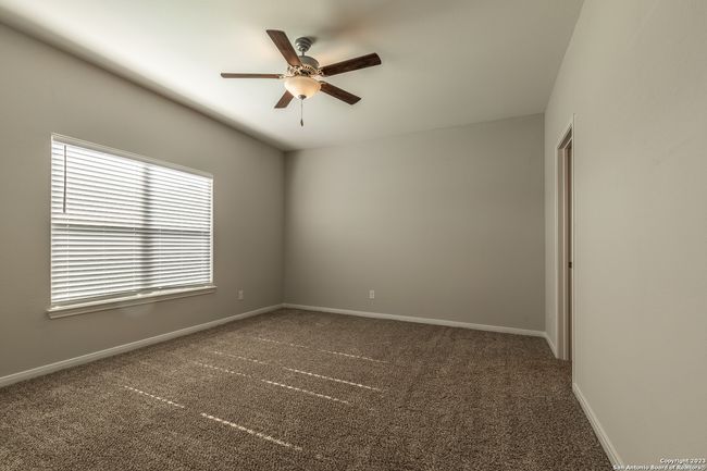 9106 Canvas Run, House other with 5 bedrooms, 3 bathrooms and null parking in Converse TX | Image 16